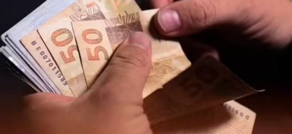 Servidores do Cear tero pagamento antecipado da 2 parcela do 13 salrio